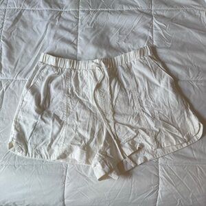 Women's High-Rise Linen Pull-On Shorts - Universal Thread